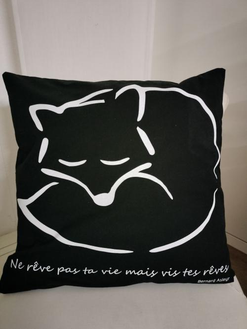 Coussin noir renard 22.12
