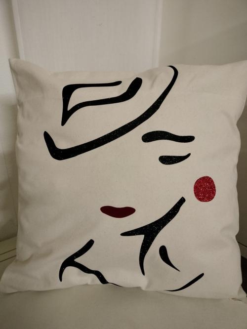 Coussin naturel Dame 1 22.12 