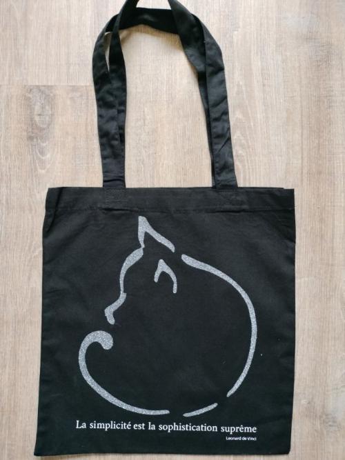 sac noir chat rond velour gris